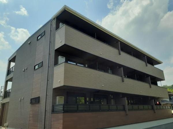 八王子市上柚木２丁目のアパート