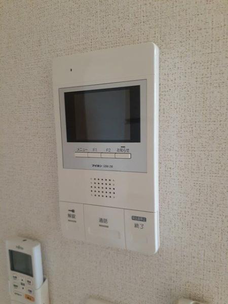 ヴィルヌーヴ　宇津木