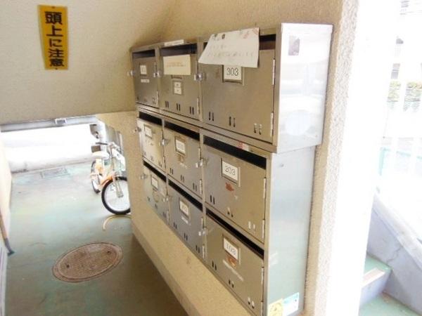 八王子市小比企町のマンション
