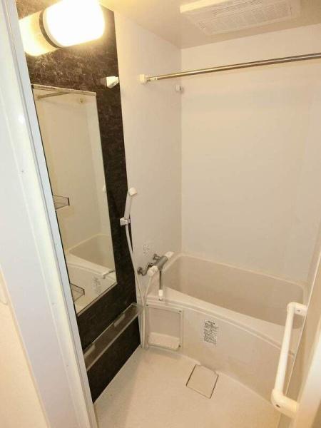 八王子市堀之内２丁目のマンション