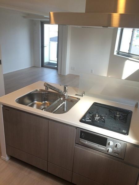 サットンアリビオ八王子