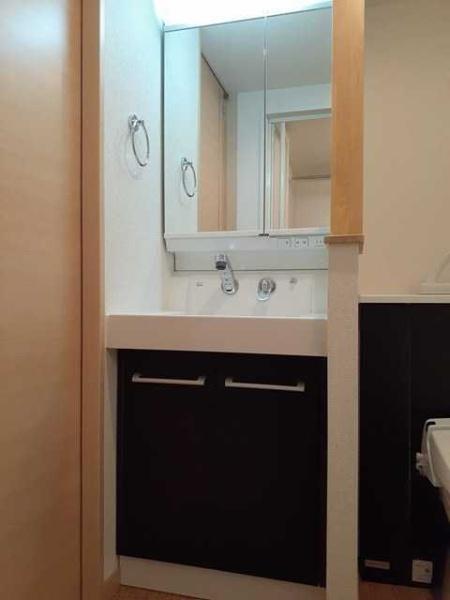 八王子市堀之内３丁目のマンション