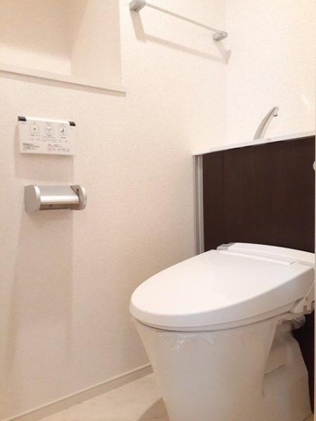 メゾン　ユウソウ