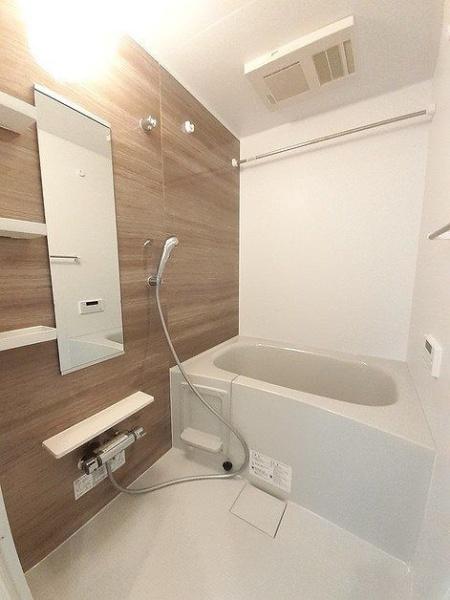 ヴィラ　エクセレーナ