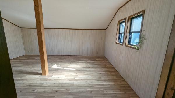 八王子市平岡町の事務所