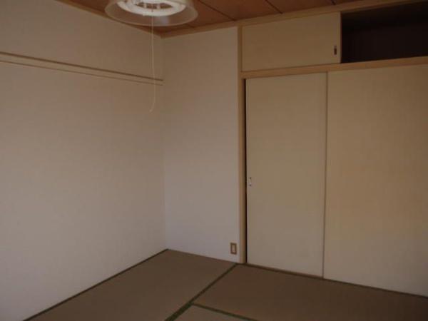 八王子市宇津木町のアパート