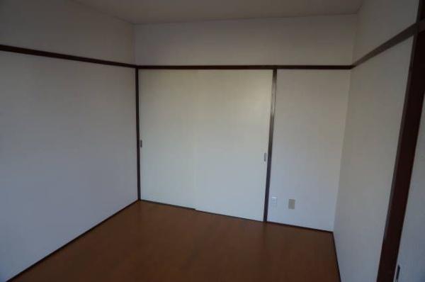 八王子市堀之内３丁目のマンション
