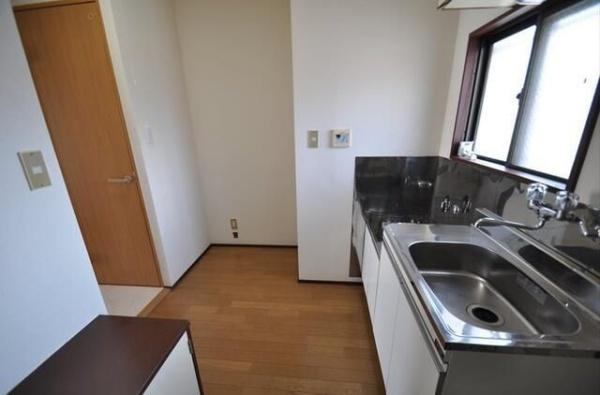八王子市堀之内３丁目のマンション