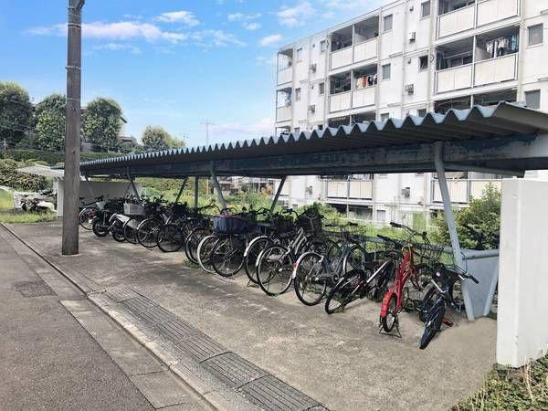 八王子市小比企町のマンション