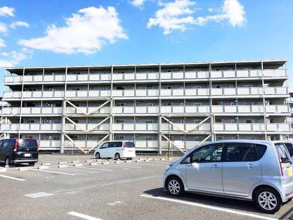 八王子市小比企町のマンション