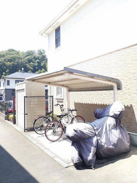 八王子市長沼町のアパート