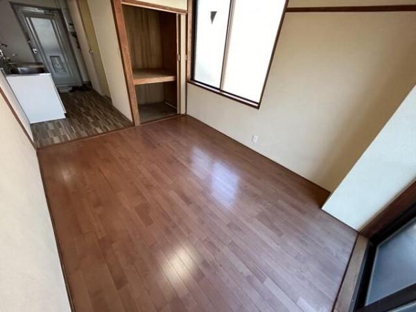 八王子市散田町３丁目のマンション