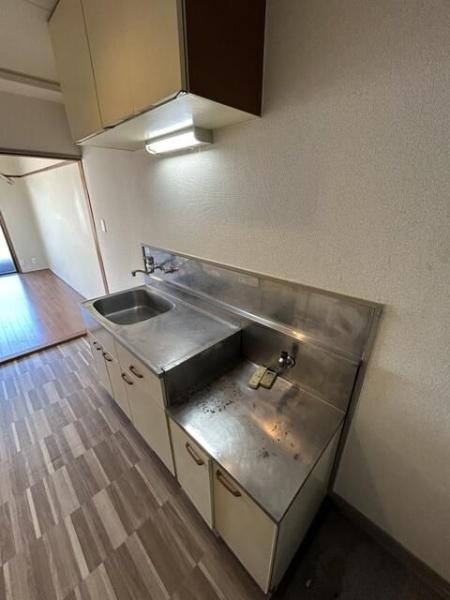 八王子市散田町３丁目のマンション