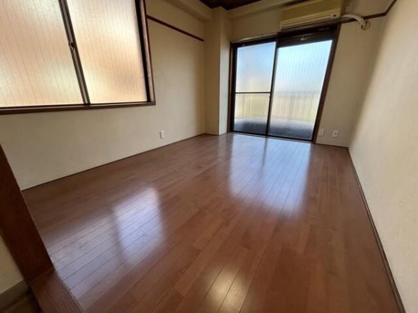 八王子市散田町３丁目のマンション