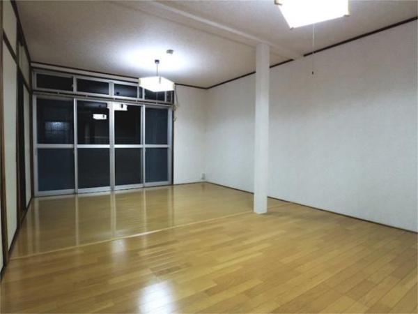 八王子市弐分方町のアパート