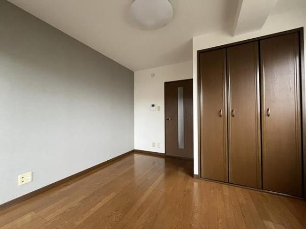 八王子市堀之内２丁目のマンション