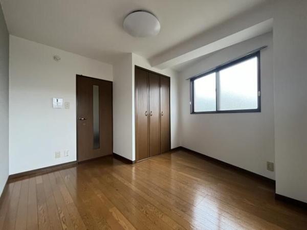 八王子市堀之内２丁目のマンション