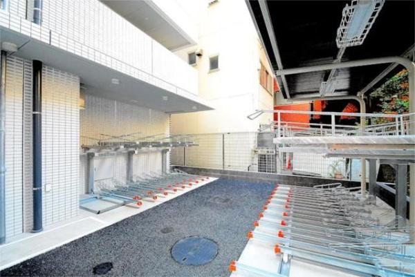 八王子市明神町４丁目のマンション