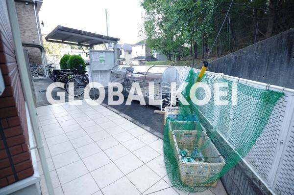 八王子市西片倉２丁目のアパート