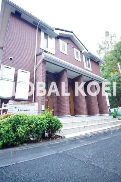 八王子市西片倉２丁目のアパート
