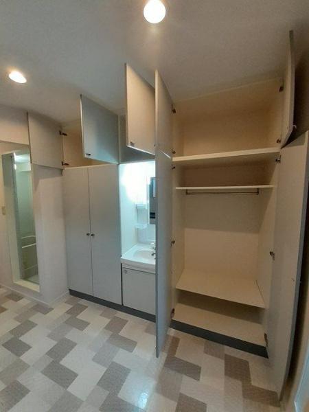 八王子市松木のマンション