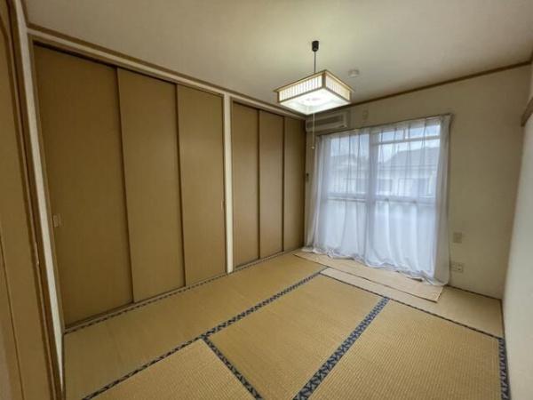 八王子市小比企町のマンション
