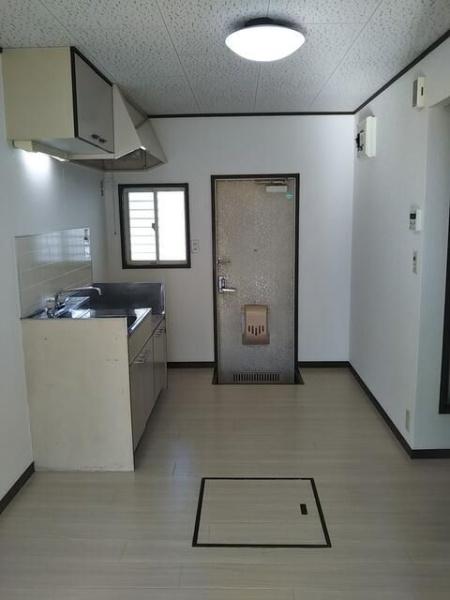 八王子市滝山町１丁目のアパート