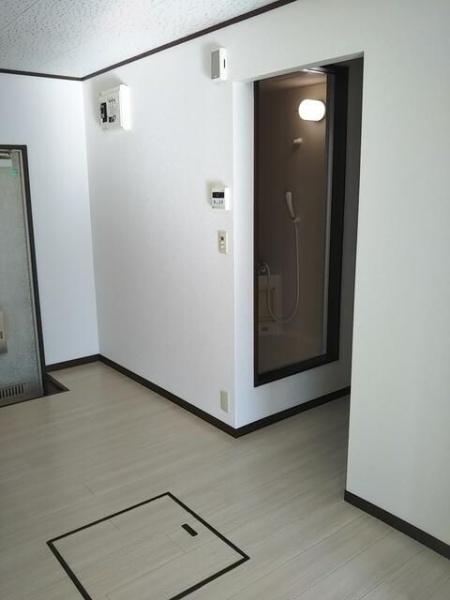 八王子市滝山町１丁目のアパート