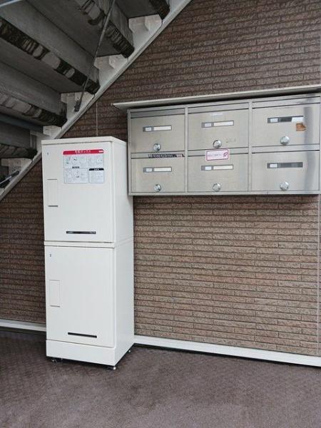 八王子市散田町３丁目のアパート
