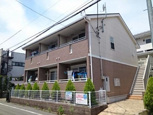 八王子市散田町３丁目のアパート