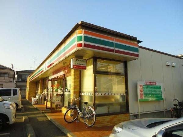 アゼリア・K
