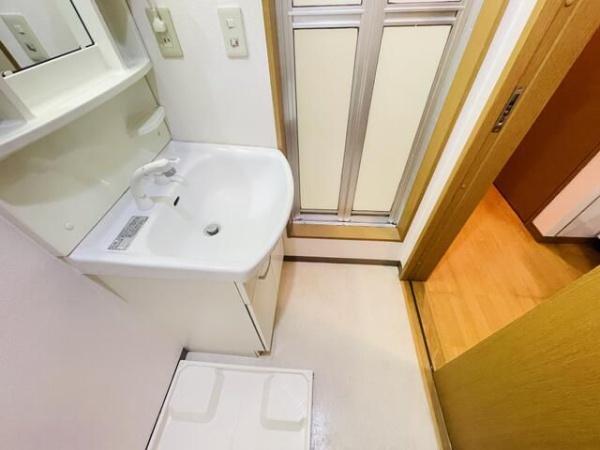 八王子市四谷町のアパート
