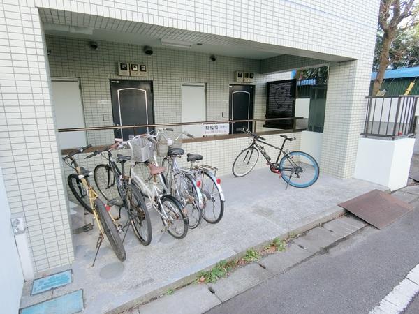 八王子市大和田町４丁目のマンション