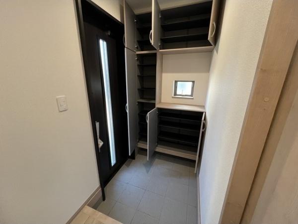 八王子市諏訪町の貸家