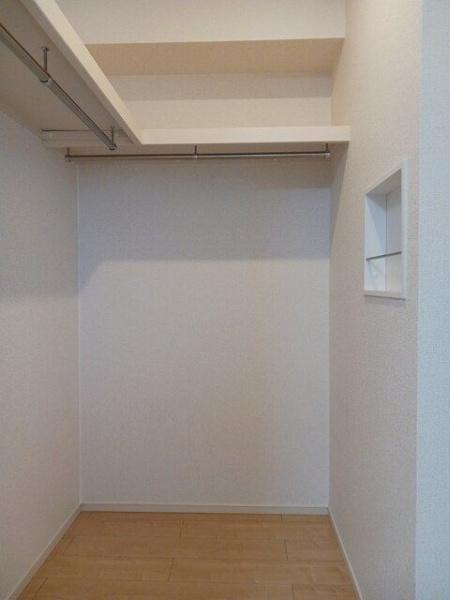 コリーヌメゾンA