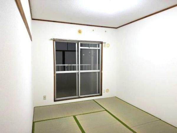 日野市落川のアパート