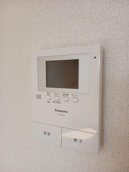 メゾン　コリーヌ　オギ