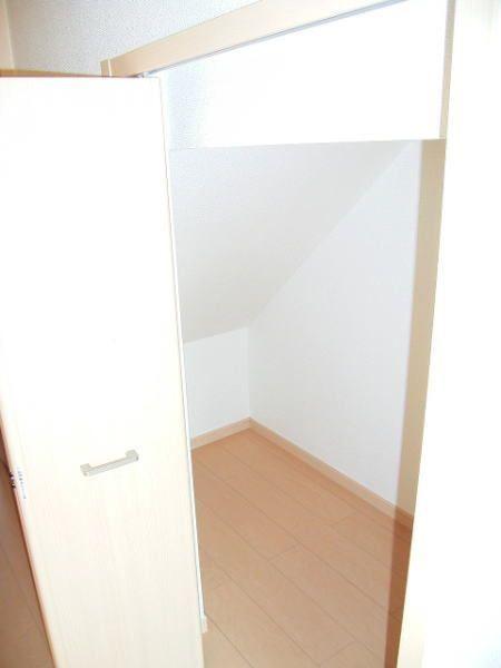 八王子市元八王子町２丁目のアパート