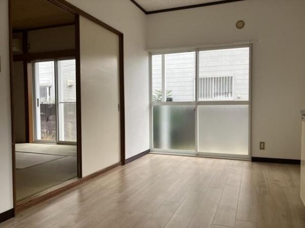日野市石田１丁目の貸家