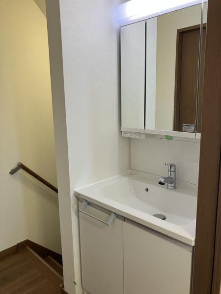 日野市三沢１丁目のアパート