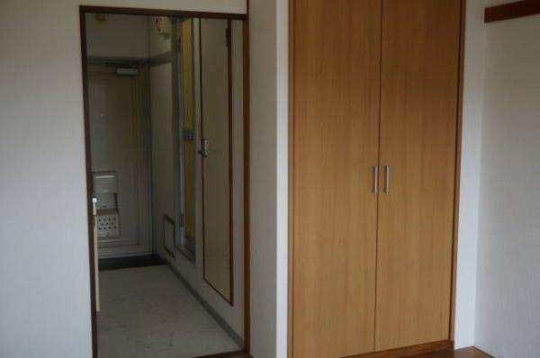 八王子市大塚のマンション