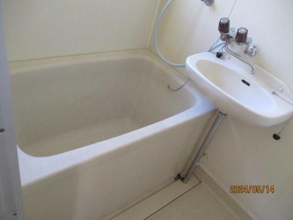 八王子市元八王子町１丁目のアパート