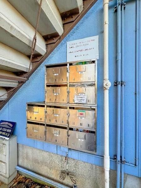 日野市新井３丁目のアパート