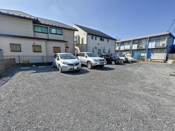 日野市新井３丁目のアパート