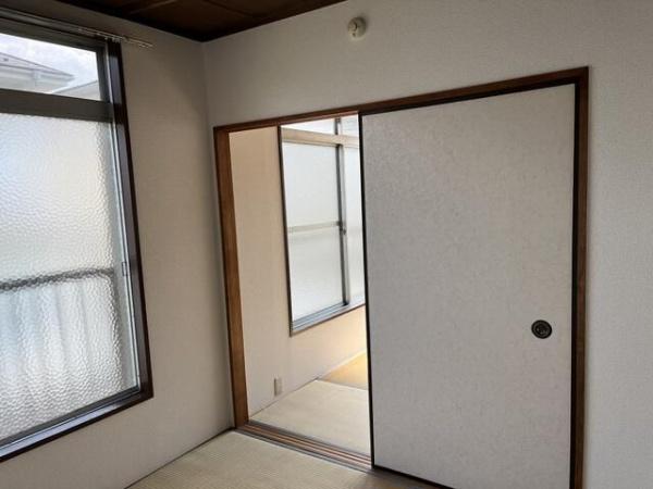 八王子市絹ケ丘２丁目のアパート