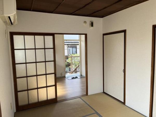 八王子市絹ケ丘２丁目のアパート