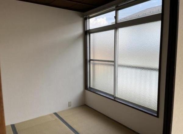 八王子市絹ケ丘２丁目のアパート