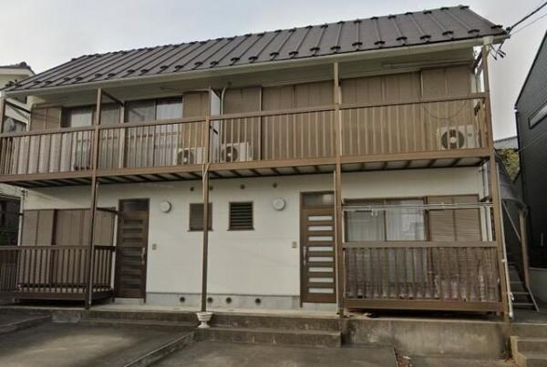 八王子市めじろ台４丁目のアパート