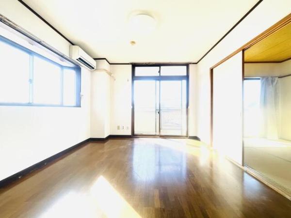 八王子市中野上町２丁目のマンション