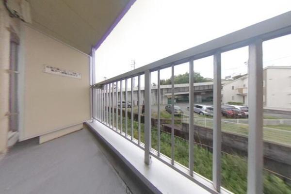 八王子市長沼町のアパート